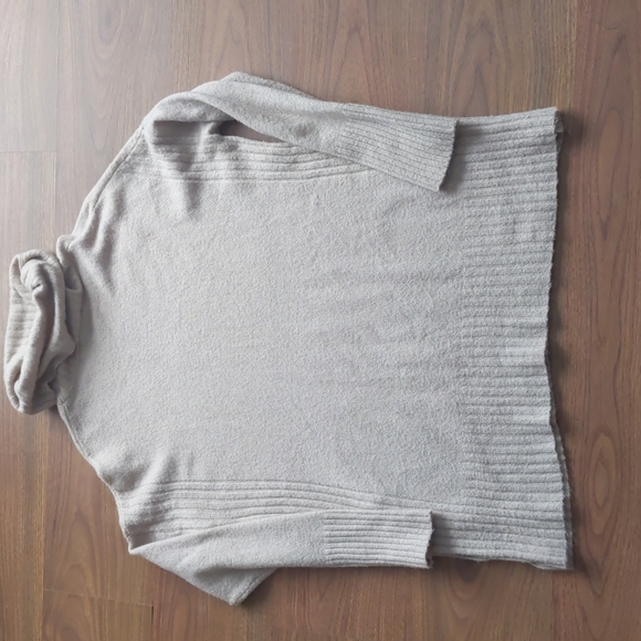 Oversized wool turtleneck / beige / M - Picture 5 of 6